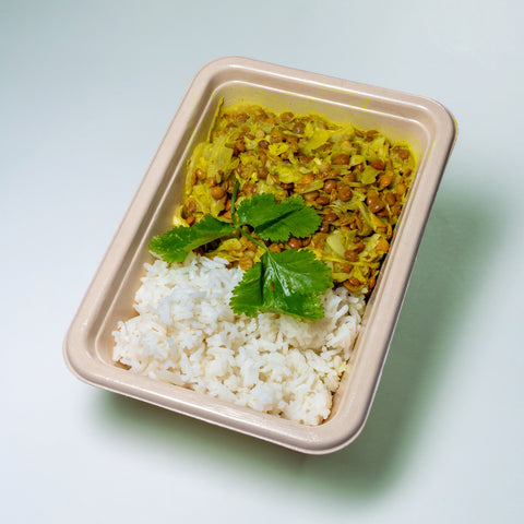 Caril de lentilhas com couve, coentros e arroz basmati
