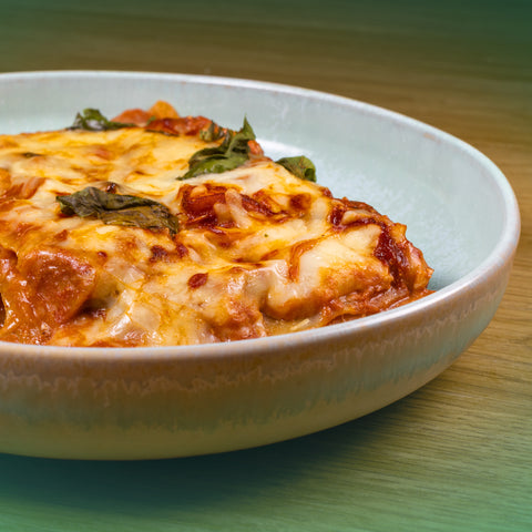Lasanha de legumes assados, ricotta e manjericão