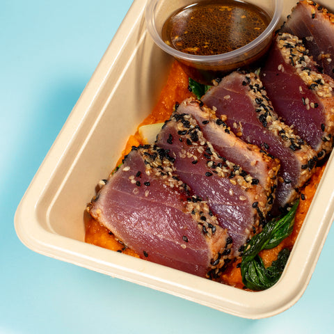 Who the f*ck is Rebeca? Tataki de atum, batata doce, pak choi e wasabi